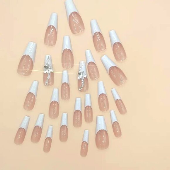 Nails Rhinestone Butterfly 24 Fake Press On Jewel Bride Stylish Trendy Reusable - Picture 2 of 5